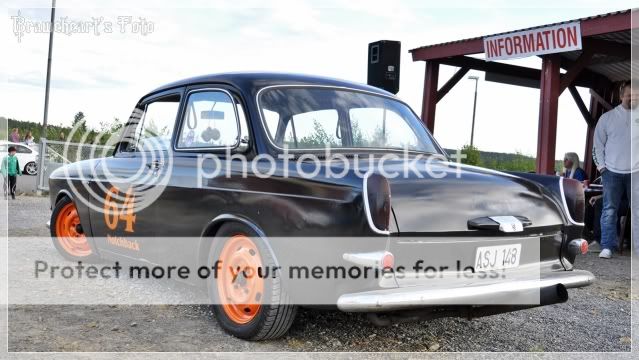 http://i945.photobucket.com/albums/ad292/fillmore060/-64%20Notchback/ons3.jpg
