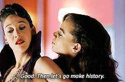 photo tumblr_ntydrcHeFr1tk631uo1_r1_250_zpsxmfcp8d8.gif