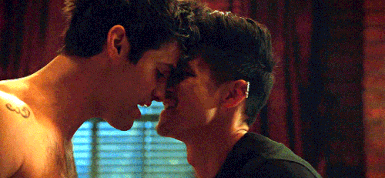 photo ontd malecomfg forontd1B_zps3efph4tn.gif